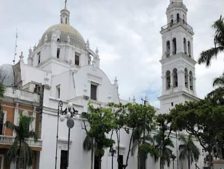 Ola de calor provoca baja afluencia en iglesias católicas de Veracruz
