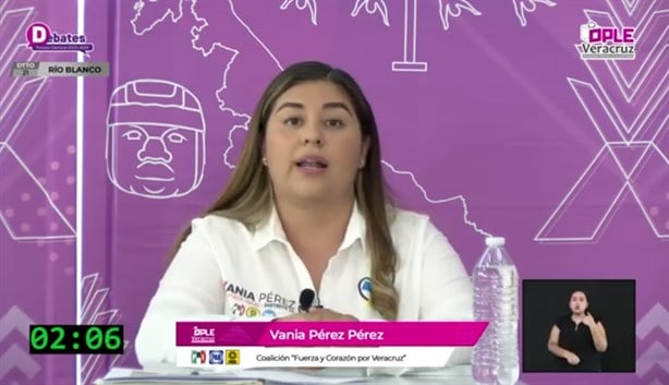 Con solo dos candidatas, realizan debate de aspirantes a la diputación local en Río Blanco