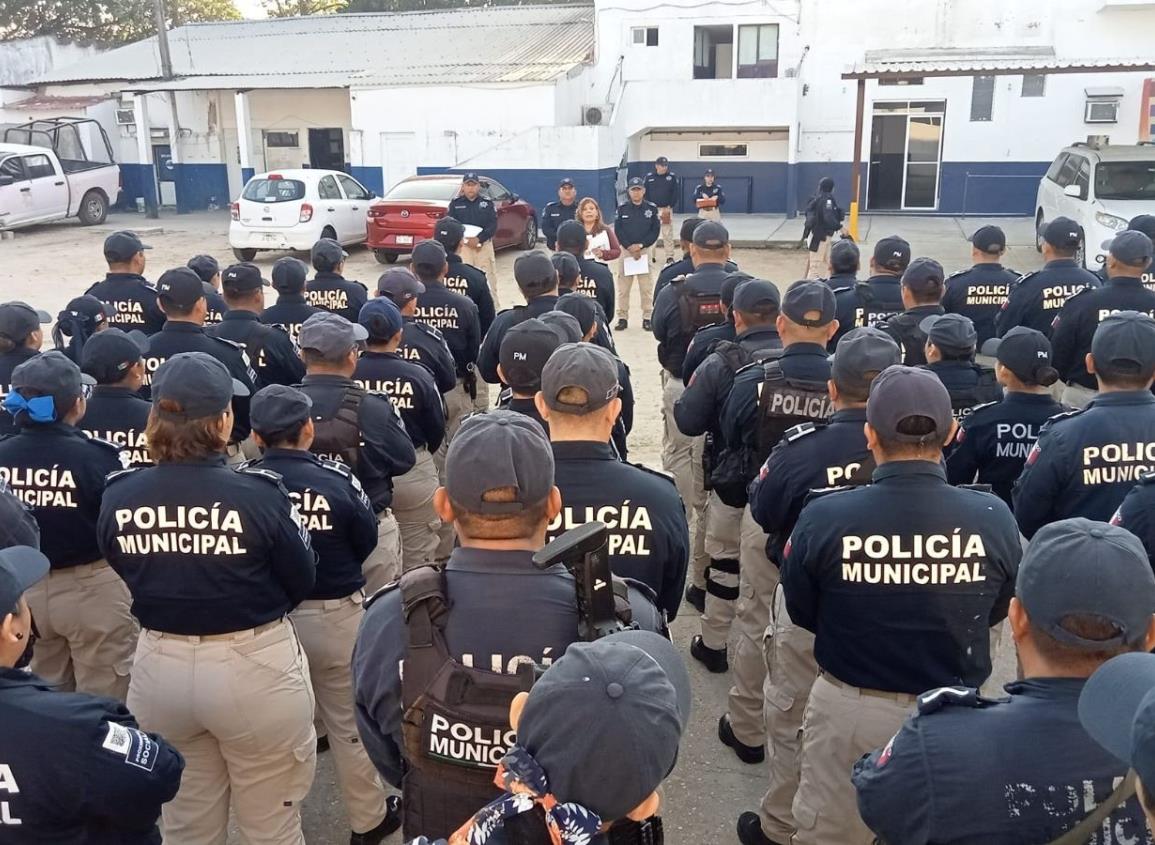 Reciben Policías Municipales la plática ‘Impacto del calor en el estado de ánimo y la salud mental’