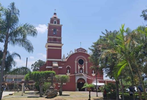 Tras refundición, vuelven a colocar campanas en parroquia de Orizaba