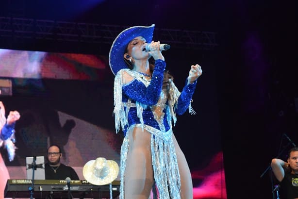 Ana Bárbara canta para Veracruz en Expo Feria Ylang Ylang