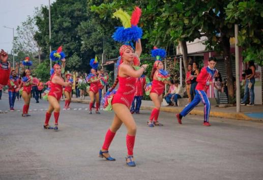 Un éxito el Carnavalito en tu Colonia en Santa Rita, Veracruz