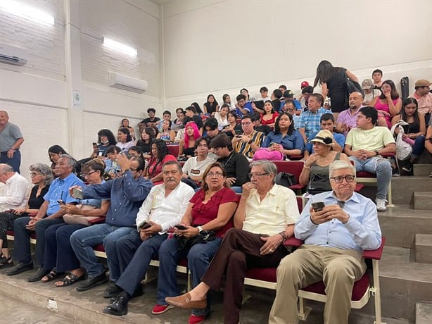 Ricardo Ravelo, periodista mexicano presenta su libro "El Amo de Jalisco" en Veracruz