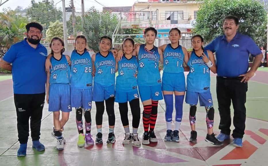 CachorrOZ de Minatitlán tiene actividad en baloncesto