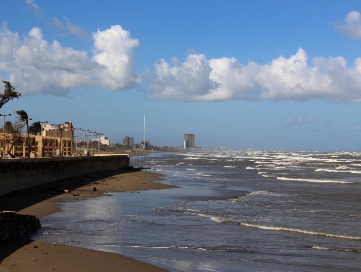 Dos vaguadas incrementan potencial de lluvias ¿llegarán a Coatzacoalcos?