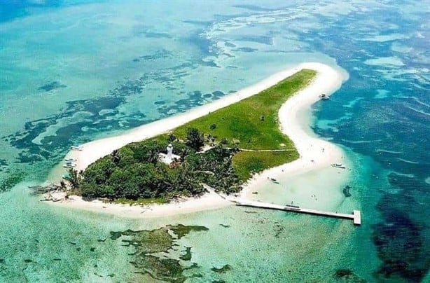 La isla de Enmedio, el paraíso oculto en Veracruz al que se puede llegar por menos de 500 pesos | VIDEO