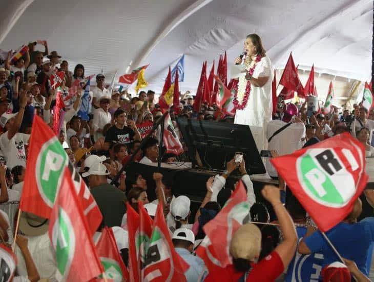 Xóchitl y Pepe Yunes realizan cierre de campaña en Coatzacoalcos |VIDEO