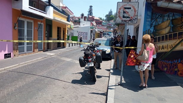 Muere hombre de un infarto sobre la calle de El Dique, en Xalapa