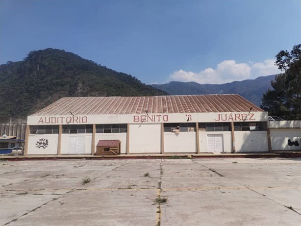 Exobreros de Textilera de Río Blanco liberan vialidades; ¿ya hubo acuerdo?