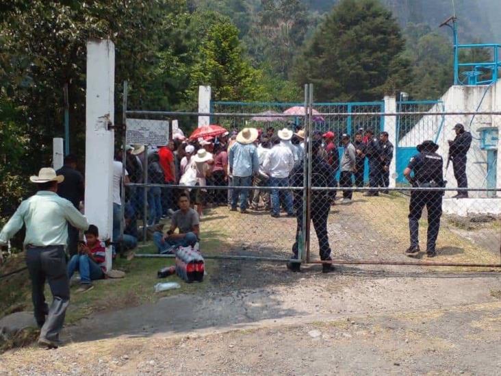 ¿Ya quedó abierta? Realizan negociaciones para liberar presa Los Colibríes y que llegue agua a Xalapa