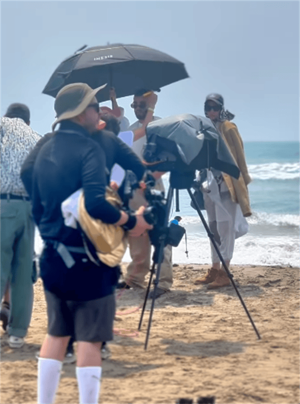 Captan a Manuel Turizo en playa de Chachalacas |VIDEO