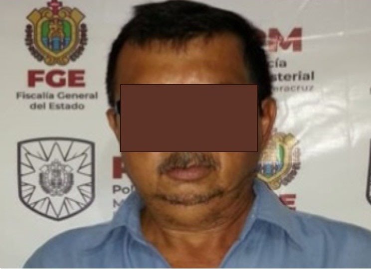 Hombre es condenado a 21 años por abusar de sus tres hijas en Álamo Temapache