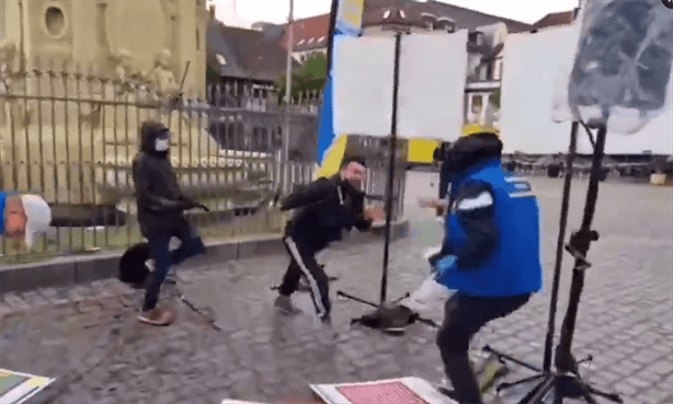 6 heridos, saldo de ataque con arma blanca contra militantes anti-islam en Alemania