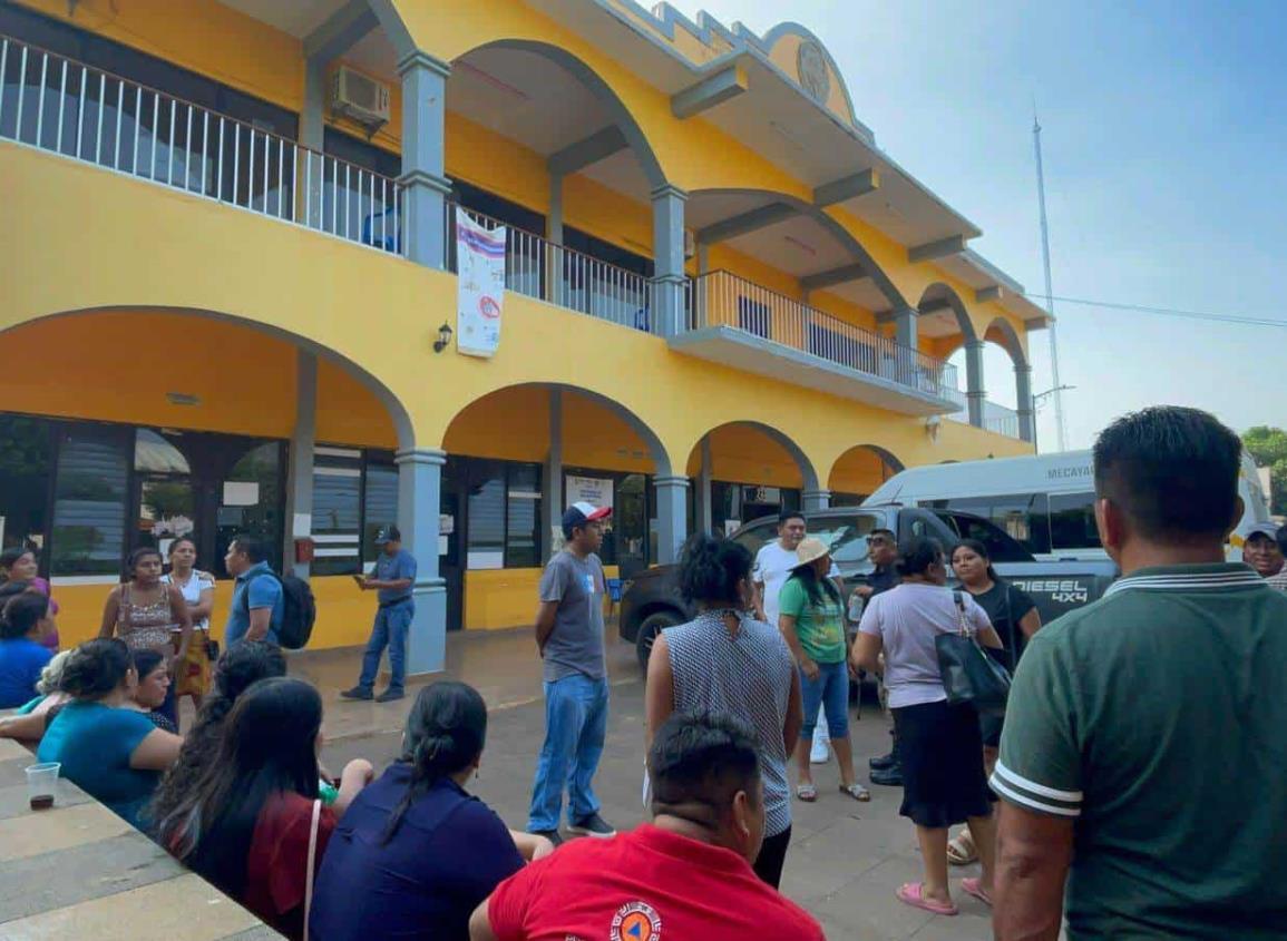 Presunta represión en Mecayapan; alcalde ordena masivo recorte de personal | VIDEO