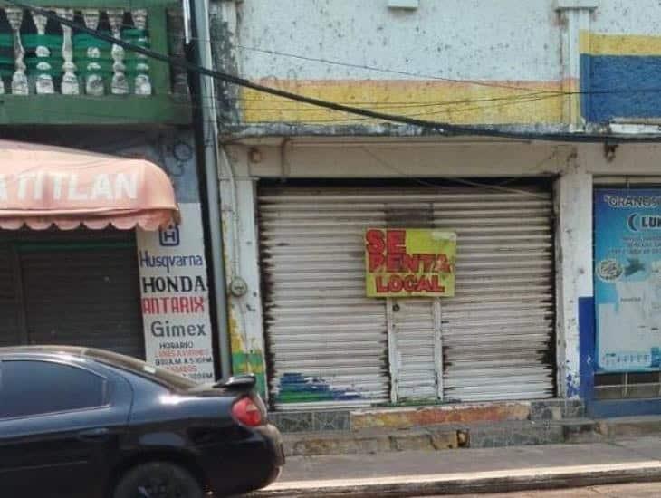 Tiendas chinas influyen en cierre de locales en Minatitlán; 35% del comercio formal ha cerrado sus cortinas | VIDEO
