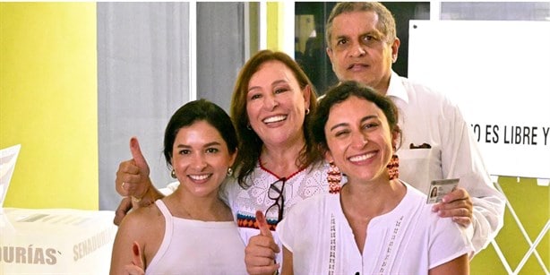 Rocío Nahle vota en Coatzacoalcos, confía en que elección 2024 salga en paz