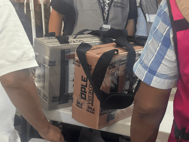 Llega primer paquete electoral del distrito 14 de Veracruz sin incidentes