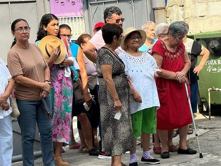 Arranca jornada electoral con reclamos en Poza Rica; se retrasa apertura de casillas