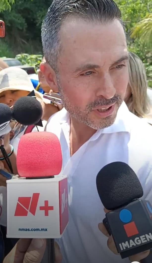 Polo Deschamps califica de histórica elección en Veracruz y dice que respetará resultado