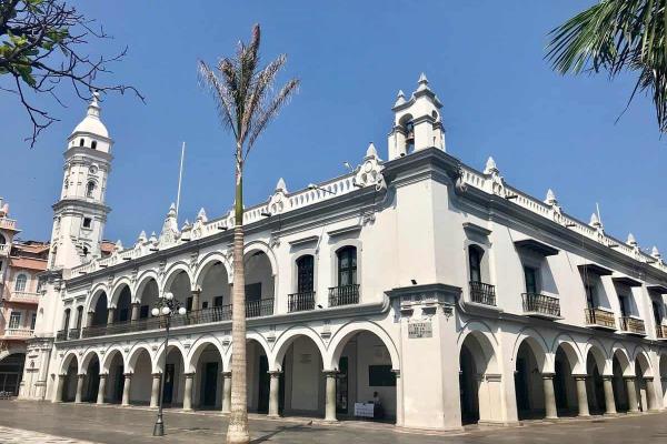 Denuncian invasión en Geovillas del Puerto; exigen al Ayuntamiento que intervenga