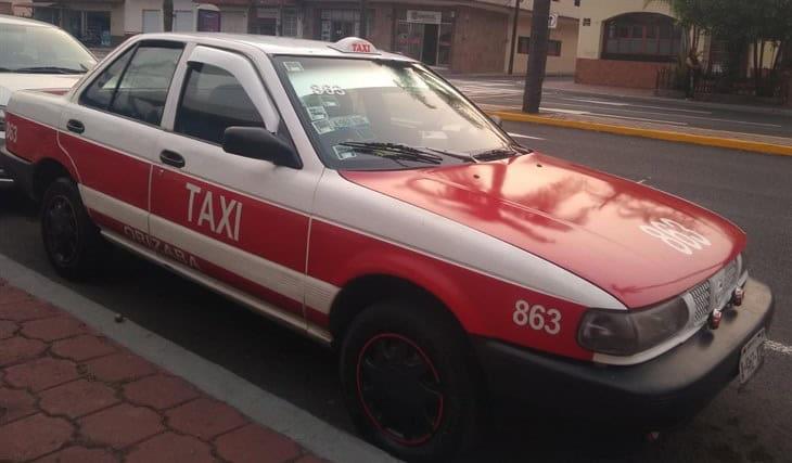 ¡Desaparece! roban taxi en céntrica calle de Córdoba