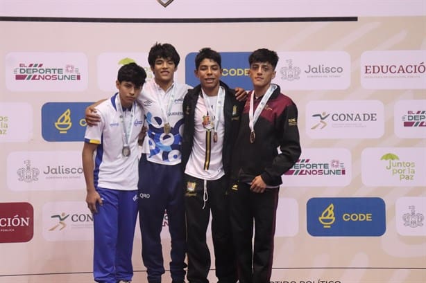 Consigue Veracruz medallas en luchas asociadas