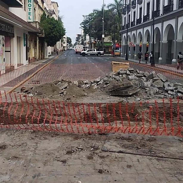 Falso hallazgo de pieza arqueológica en el centro histórico de Veracruz, confirma INAH