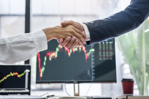 Cómo la Rotación de Flotación Permite a los Traders Ver más Allá de los Datos Básicos del Mercado