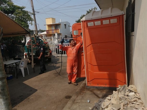 En el intenso calor y con desagradables contratiempos realizan conteos en OPLE 30 de Coatzacoalcos | VIDEO