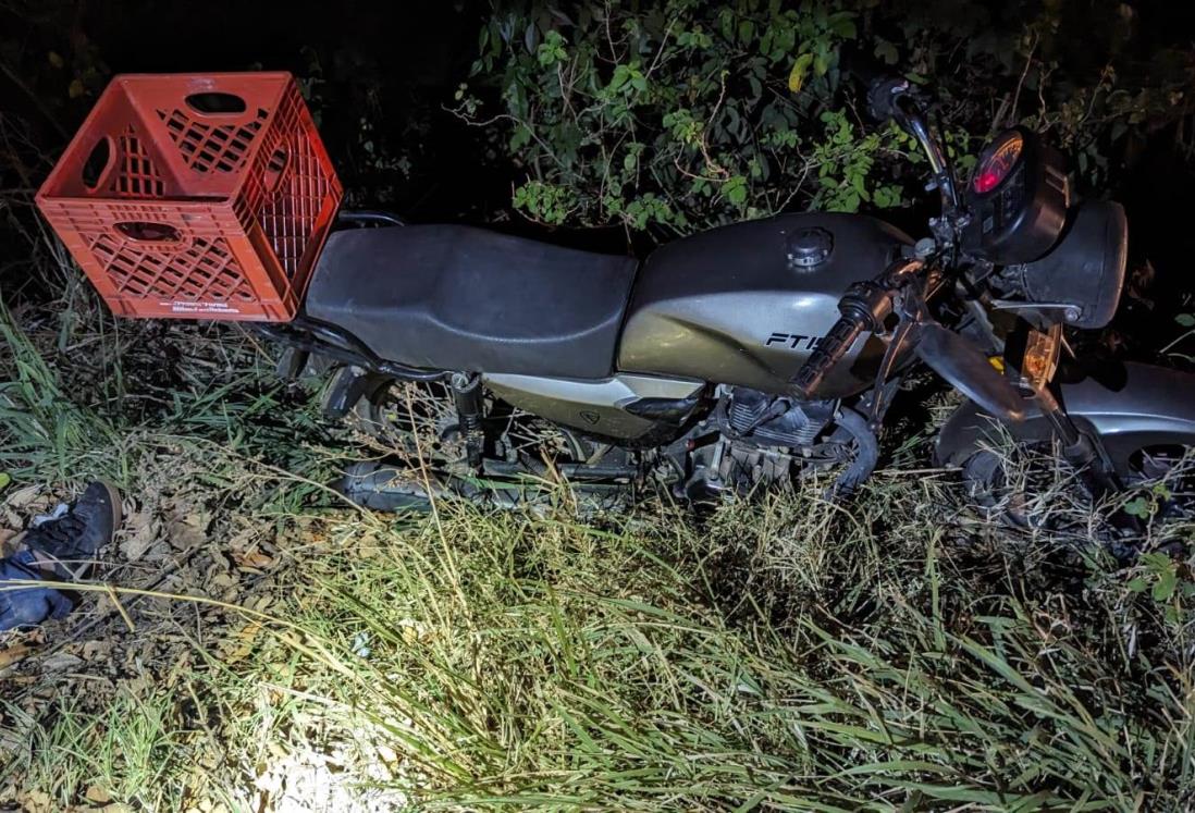 Derrapa motociclista en Tinajitas, en Actopan