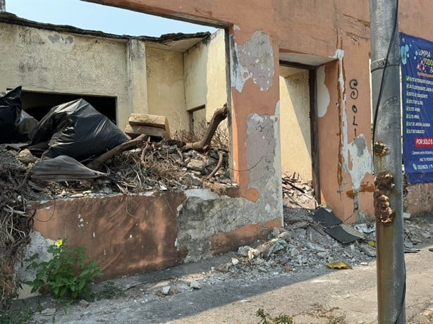 Alertan por basurero clandestino en plana colonia Centro de Veracruz