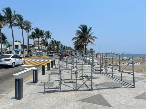 Inicia instalación de gradas para el Carnaval de Veracruz 2024