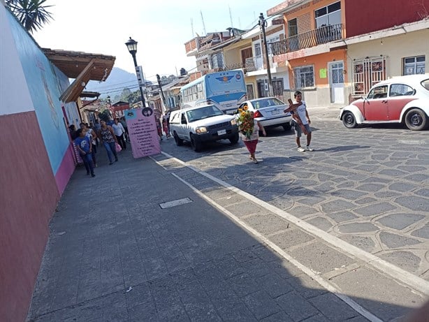 Protestan con ataúd por muerte de detenido en cárcel de Xico; sospechan de comandante de Fuerza Civil