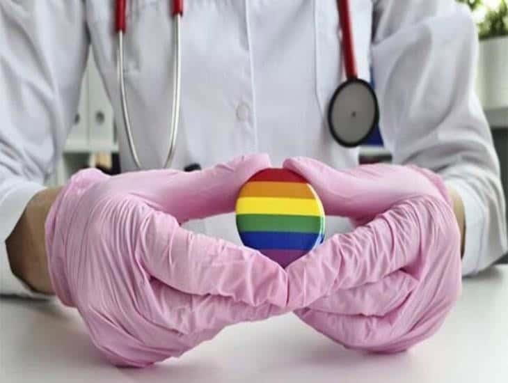 3 de cada 10 miembros de comunidad LGBT sufren discriminación en sector salud