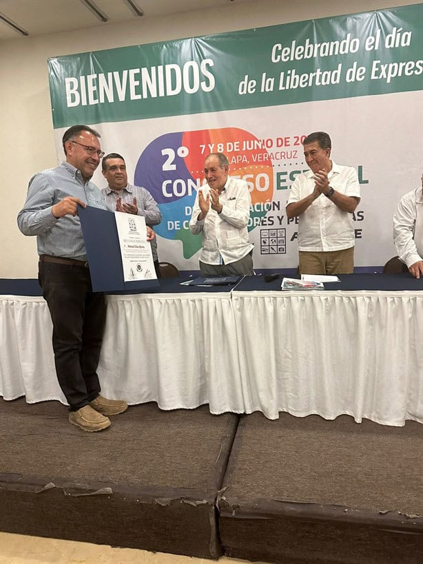 AMECOPE reconoce a José Pablo Robles, voz incansable del periodismo en Veracruz