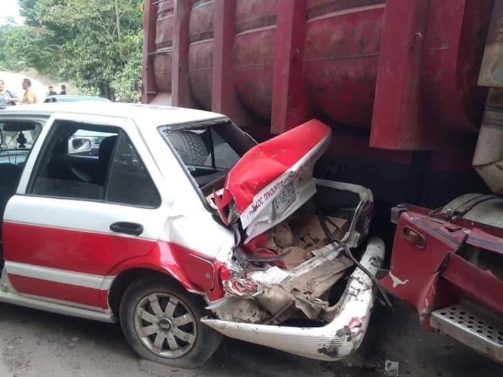 Se registra fuerte choque en la carretera Misantla-Tenochtitlán