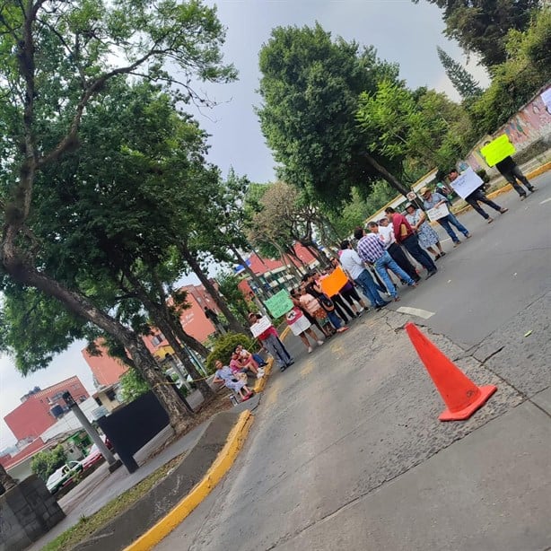 Ahued manda policías contra ciudadanos que piden agua en Xalapa; prioriza a piperos