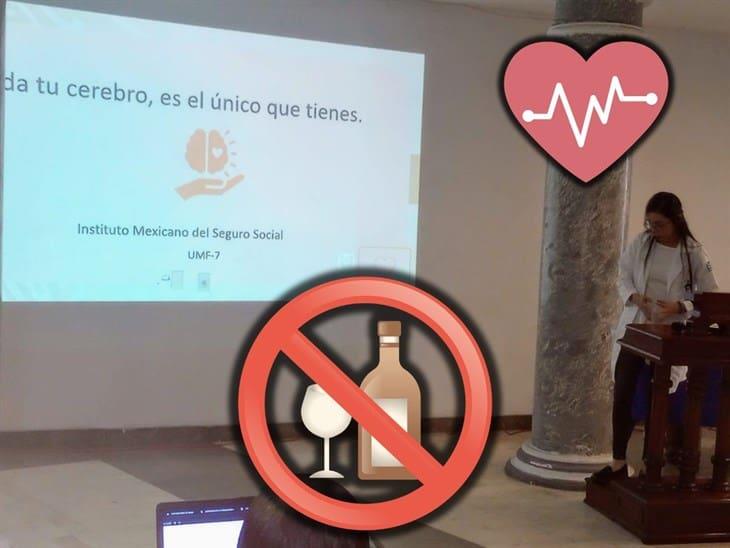 Concientizan sobre los daños del alcoholismo en Orizaba