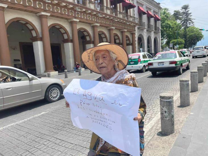 Agua en Xalapa ‘no es exclusiva de Alcalde’; también en zona centro falta vital líquido