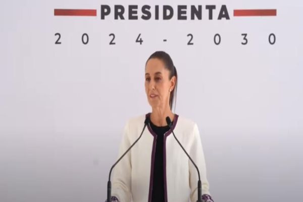 Claudia Sheinbaum mandará dos iniciativas a AMLO sobre programas sociales
