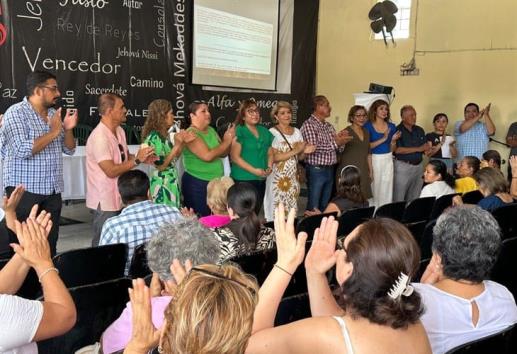 Asumen nueva dirigente en el mercado Poza Rica