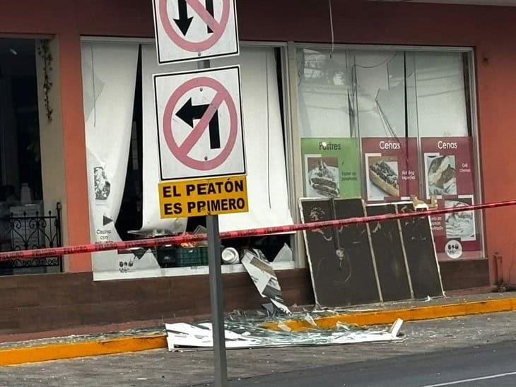 Se registra explosión e incendio en cafetería de Córdoba; ¿qué pasó?