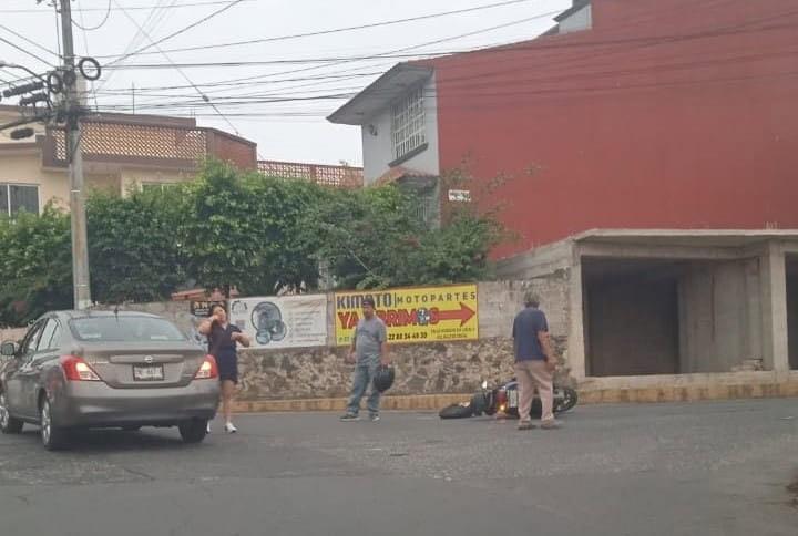 Xalapa: Impactan a motociclista en Camino Antiguo al Sumidero