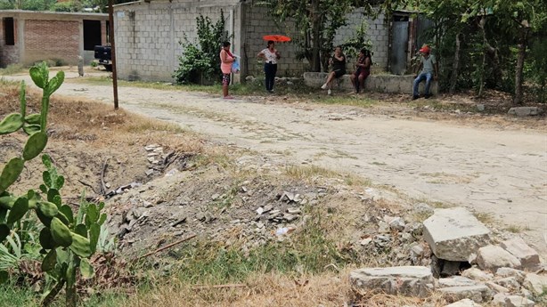 Sector Astral de Poza Rica continúa enfrentando el calor sin servicios públicos