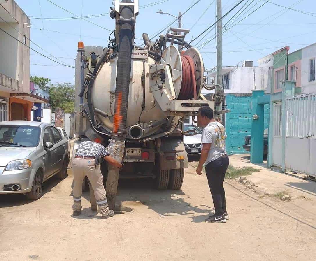 CMAS Coatzacoalcos: así benefició el camión vactor a estas colonias de la ciudad