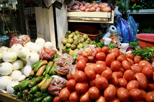 ¿Qué causó el aumento en precio de frutas, verduras y tortillas en Veracruz y el país?