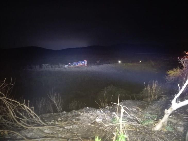 Accidente de tráiler deja daños materiales en la autopista Puebla-Orizaba