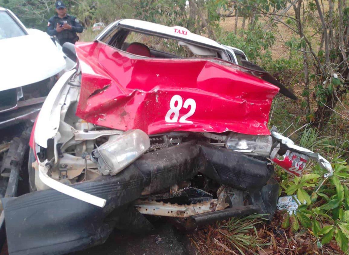 Muere taxista carranceño tras choque en carretera a Suchilapan 