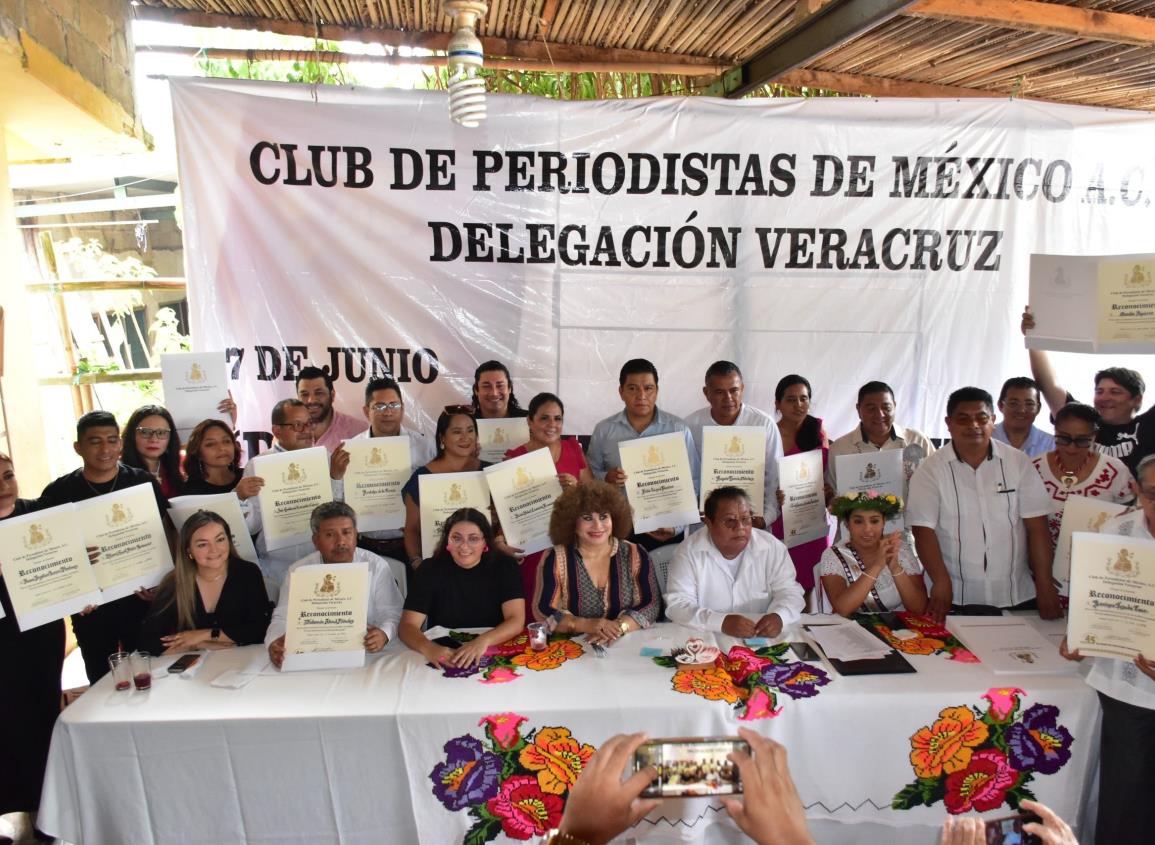Entregan reconocimientos a 64 periodistas de Veracruz en el Día de la Libertad de Expresión