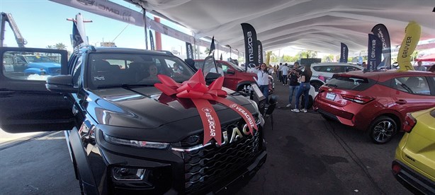 Realiza la AMDA "Feria Automotriz" en Boca del Río; participan 28 agencias